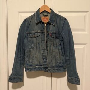 Levi's Women's Classic Blue Jean Jacket